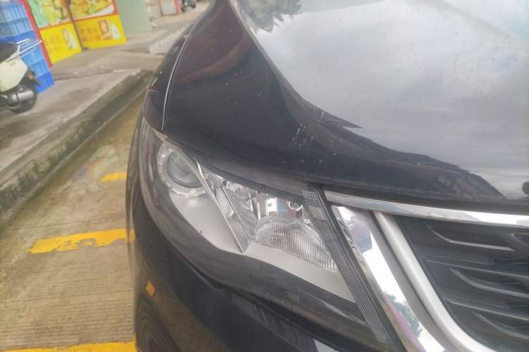 Used Geely Auto Emgrand X7 Sport 2021 Million Edition 1.8TD DCT Two-Wheel Drive Comfort Model Right Front Headlight