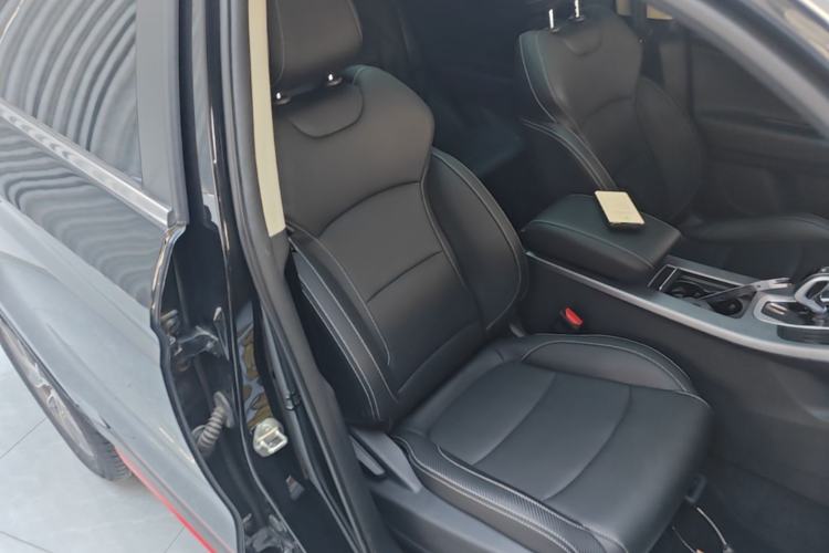 Used Geely Auto Emgrand X7 Sport 2021 1.8TD DCT Two-Wheel Drive Asian Games Comfort Edition Right Front Seat