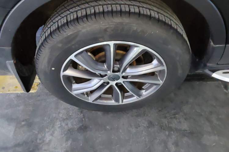Used Geely Auto Emgrand X7 Sport 2021 Million Edition 1.8TD DCT Two-Wheel Drive Comfort Model Right Rear Wheel Hub