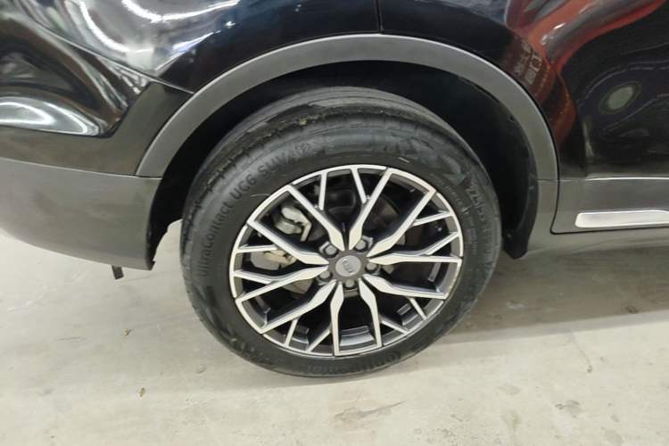 Used Geely Auto Emgrand X7 Sport 2021 1.8TD DCT Two-Wheel Drive Asian Games Comfort Edition Right Rear Wheel Hub
