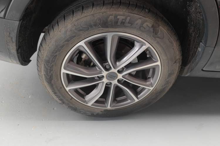 Used Geely Auto Emgrand X7 Sport 2021 Million Edition 1.8TD DCT Two-Wheel Drive Comfort Model Right Rear Wheel Hub