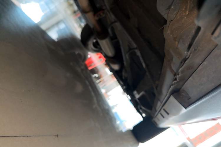 Used Geely Auto Emgrand X7 Sport 2021 1.8TD DCT Two-Wheel Drive Asian Games Edition Right Side Sill