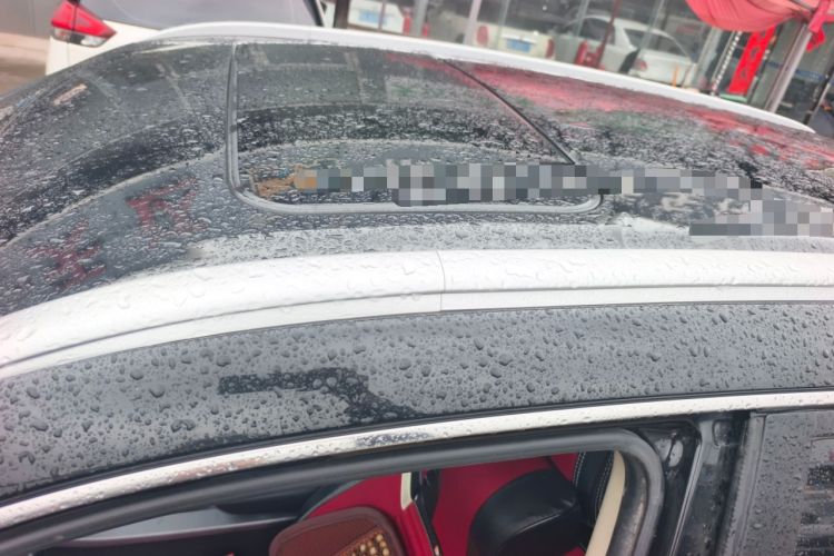 Used Geely Auto Emgrand X7 Sport 2021 Million Edition 1.8TD DCT Two-Wheel Drive Comfort Model Roof