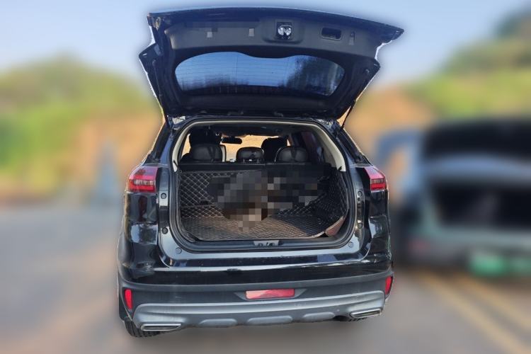 Used Geely Auto Emgrand X7 Sport 2021 Million Edition 1.8TD Manual Two-Wheel Drive Comfort Model Trunk
