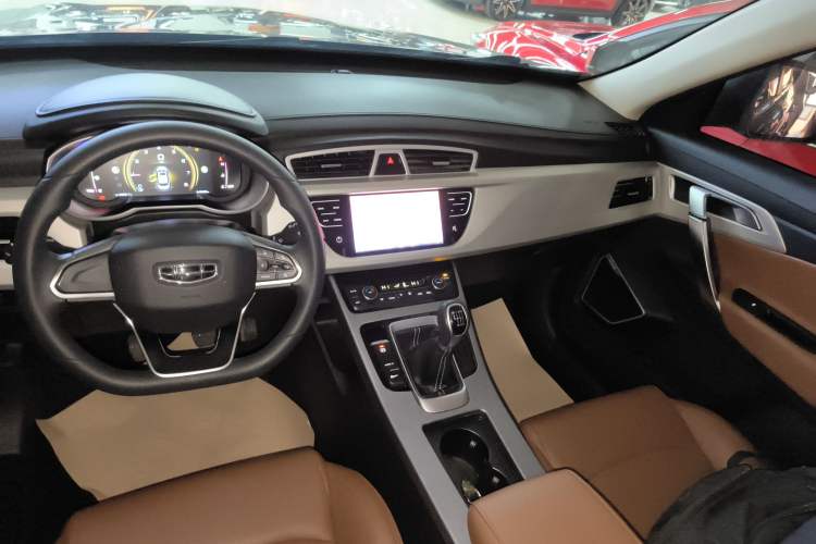 Used Geely Auto Emgrand X7 Sport 2021 1.8TD Manual Two-Wheel Drive Asian Games Edition Audio And AC Panel