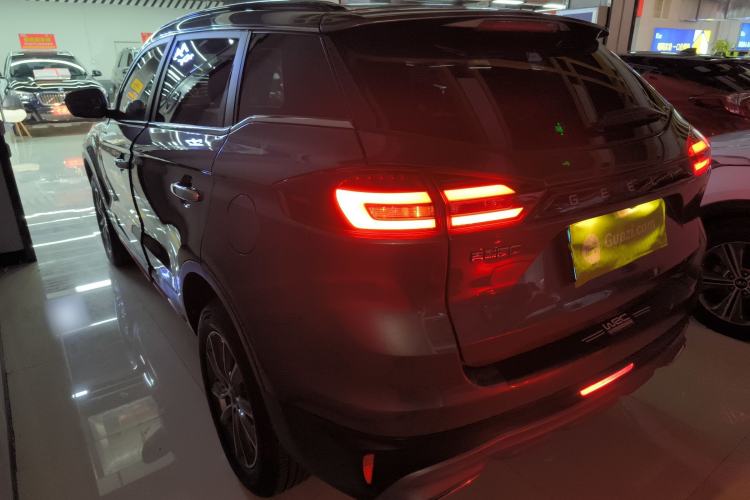 Used Geely Auto Emgrand X7 Sport 2021 1.8TD Manual Two-Wheel Drive Asian Games Edition Left Side