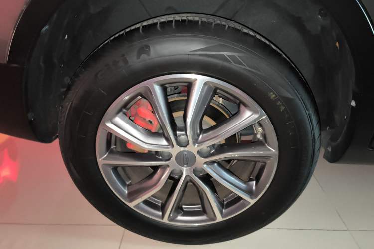 Used Geely Auto Emgrand X7 Sport 2021 1.8TD Manual Two-Wheel Drive Asian Games Edition Right Rear Wheel Hub