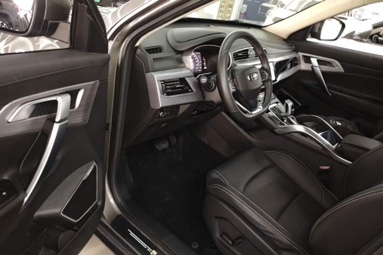Used Geely Auto Emgrand X7 Sport 2021 Million Edition 1.8TD DCT Two-Wheel Drive Luxury Model Driver Seat