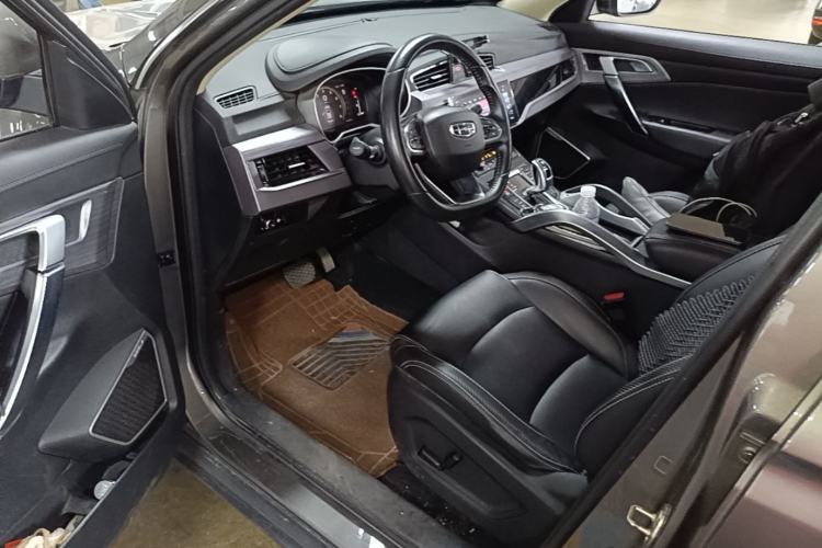 Used Geely Auto Emgrand X7 Sport 2021 Million Edition 1.8TD DCT Two-Wheel Drive Luxury Model Driver Seat