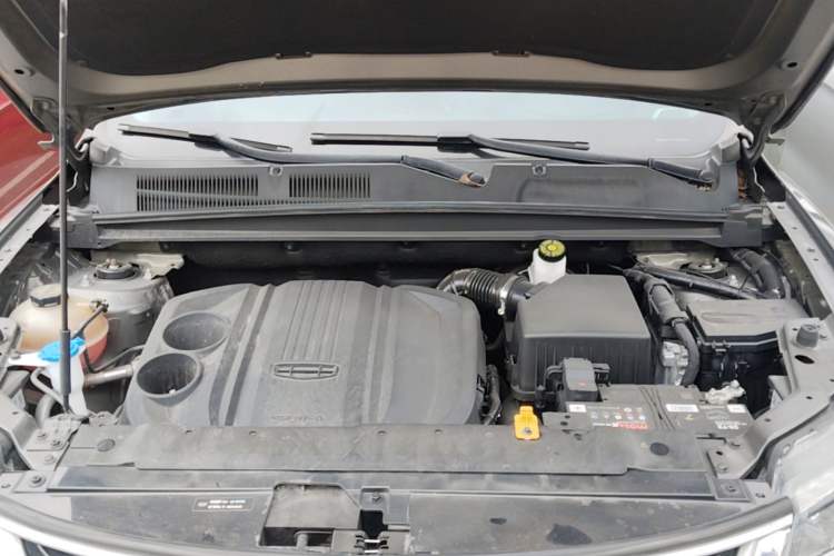Used Geely Auto Emgrand X7 Sport 2021 Million Edition 1.8TD DCT Two-Wheel Drive Comfort Model Engine Bay