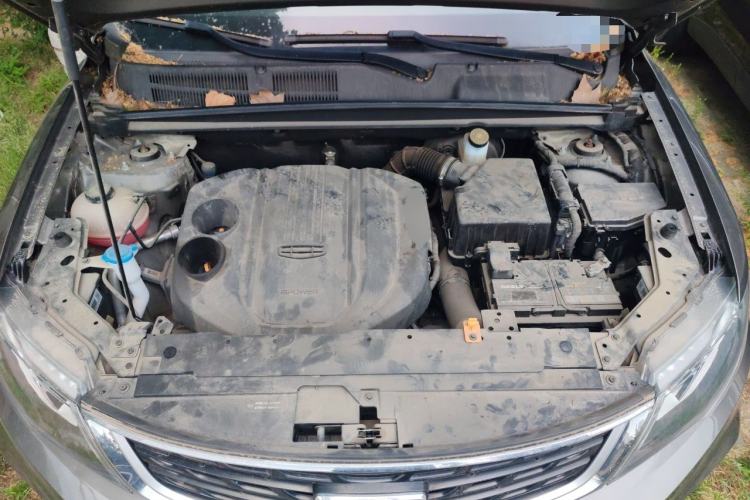 Used Geely Auto Emgrand X7 Sport 2021 Million Edition 1.8TD DCT Two-Wheel Drive Comfort Model Engine Bay