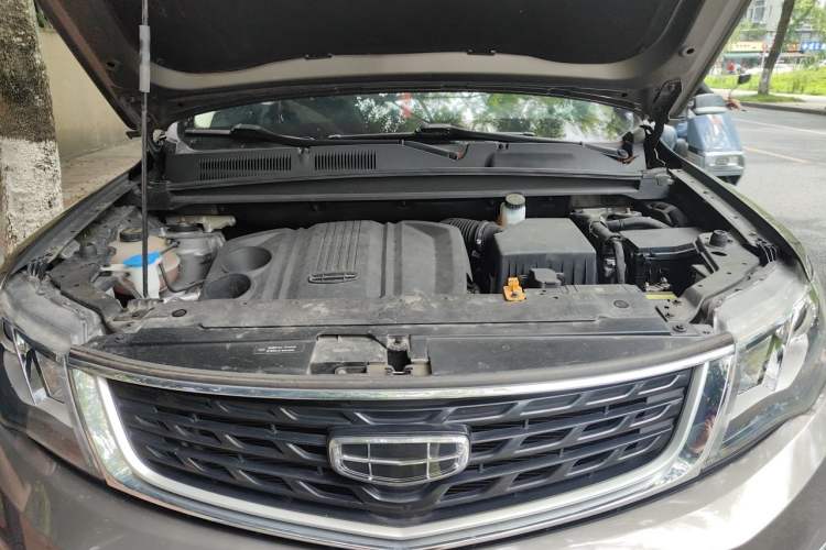 Used Geely Auto Emgrand X7 Sport 2021 Million Edition 1.8TD DCT Two-Wheel Drive Comfort Model Engine Bay