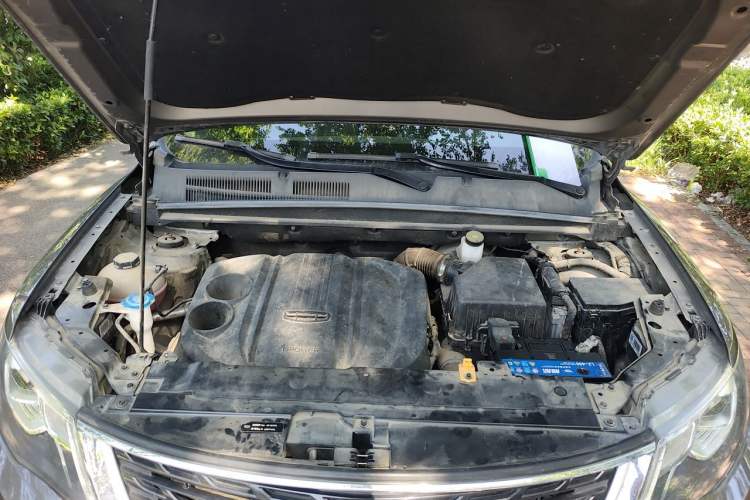 Used Geely Auto Emgrand X7 Sport 2021 Million Edition 1.8TD DCT Two-Wheel Drive Luxury Model Engine Bay