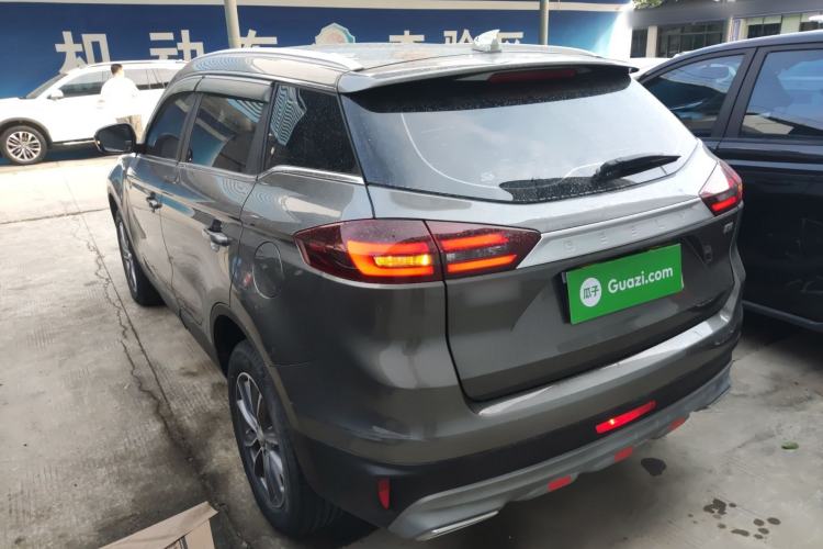 Used Geely Auto Emgrand X7 Sport 2021 Million Edition 1.8TD DCT Two-Wheel Drive Comfort Model Exterior 2