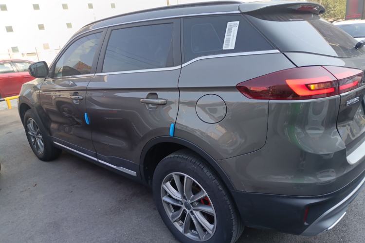 Used Geely Auto Emgrand X7 Sport 2021 Million Edition 1.8TD DCT Two-Wheel Drive Comfort Model Exterior 3