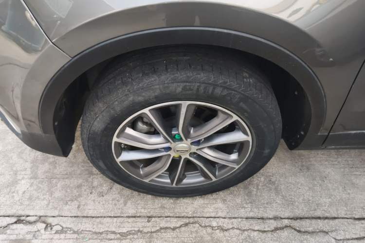 Used Geely Auto Emgrand X7 Sport 2021 Million Edition 1.8TD DCT Two-Wheel Drive Comfort Model Exterior 4