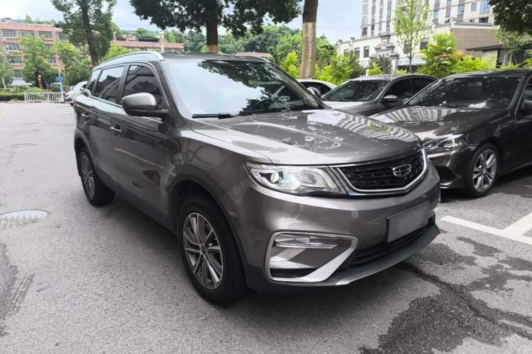 Used Geely Auto Emgrand X7 Sport 2021 Million Edition 1.8TD DCT Two-Wheel Drive Luxury Model Front Right 45 Deg