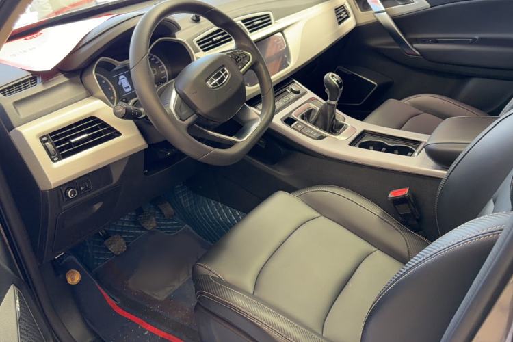 Used Geely Auto Emgrand X7 Sport 2021 Million Edition 1.8TD Manual Two-Wheel Drive Comfort Model Interior 1