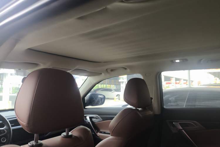 Used Geely Auto Emgrand X7 Sport 2021 1.8TD DCT Two-Wheel Drive Asian Games Edition Interior 10
