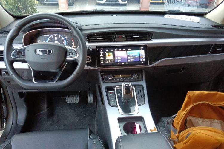 Used Geely Auto Emgrand X7 Sport 2021 1.8TD DCT Two-Wheel Drive Asian Games Comfort Edition Interior 2
