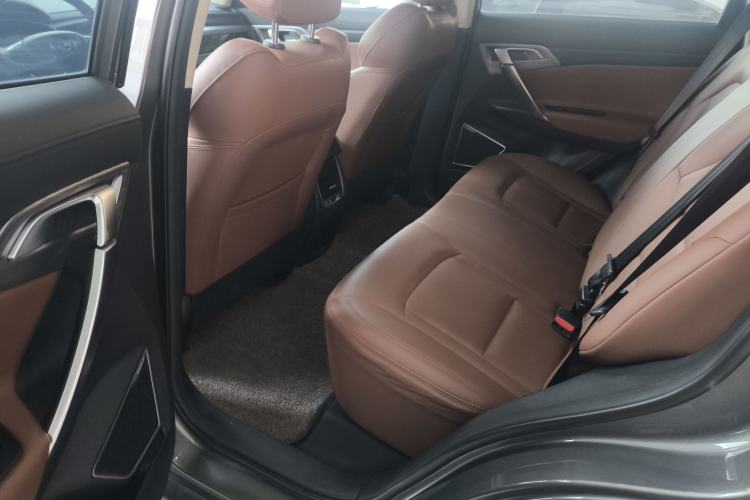 Used Geely Auto Emgrand X7 Sport 2021 1.8TD DCT Two-Wheel Drive Asian Games Edition Interior 5