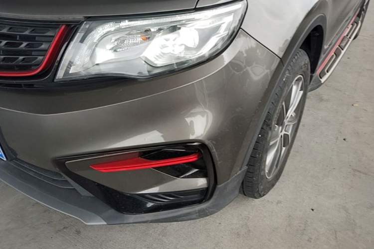 Used Geely Auto Emgrand X7 Sport 2021 1.8TD DCT Two-Wheel Drive Asian Games Edition Left Front Headlight