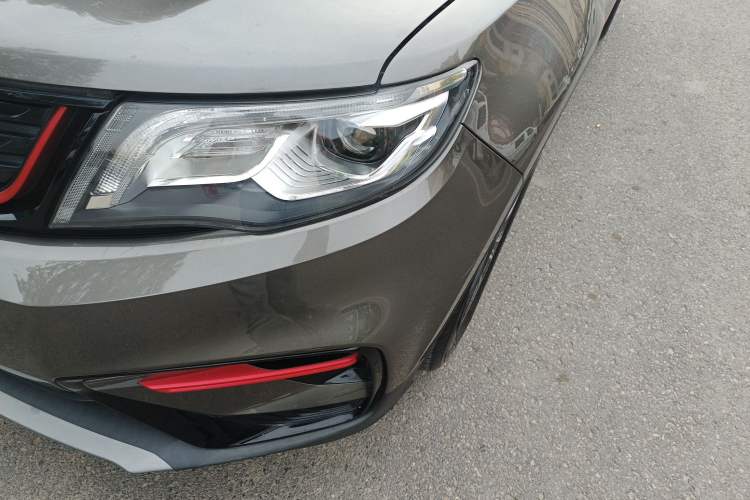 Used Geely Auto Emgrand X7 Sport 2021 1.8TD DCT Two-Wheel Drive Asian Games Edition Left Front Headlight