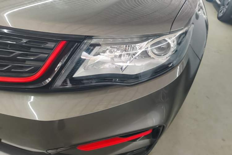Used Geely Auto Emgrand X7 Sport 2021 1.8TD DCT Two-Wheel Drive Asian Games Comfort Edition Left Front Headlight