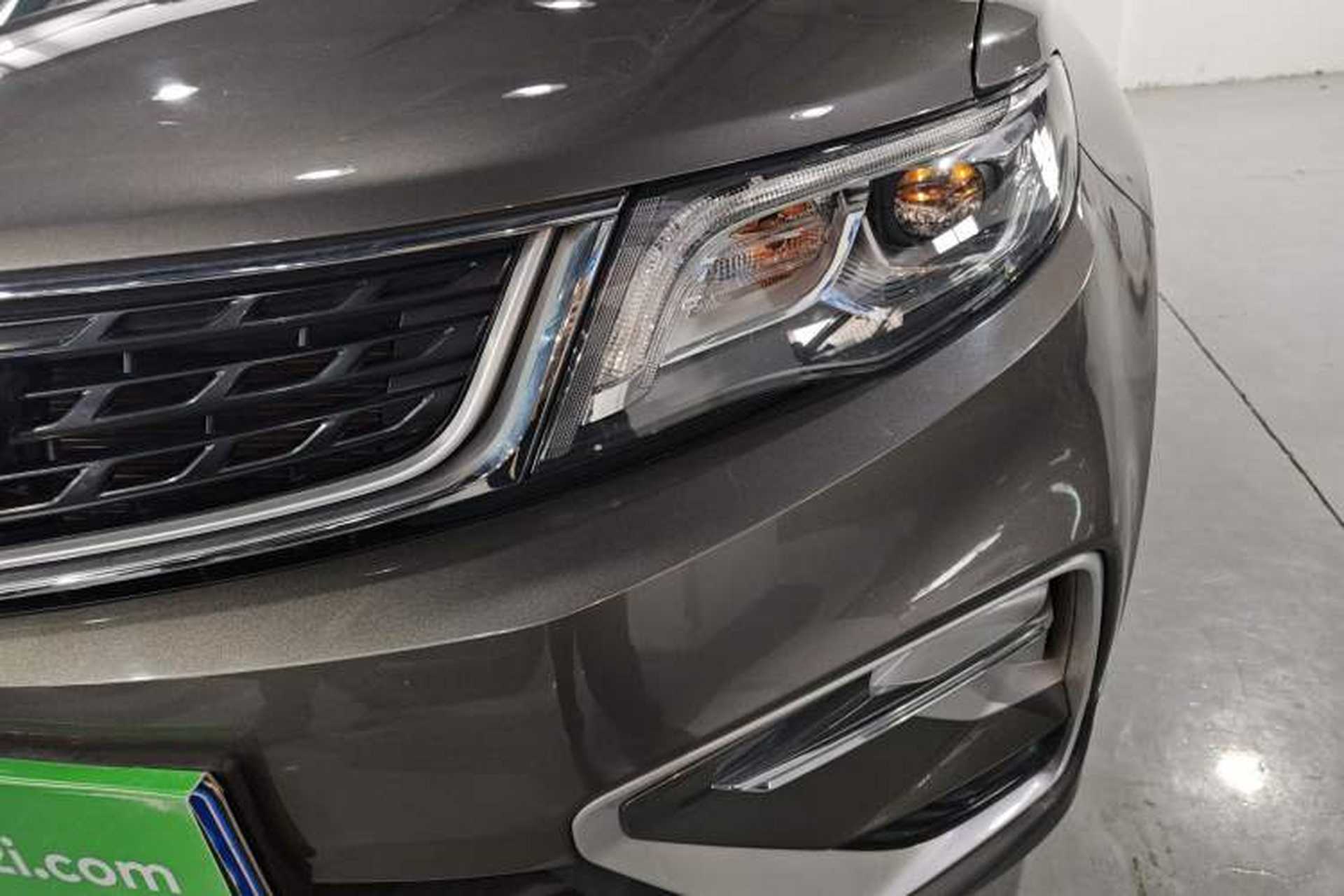Used Geely Auto Emgrand X7 Sport 2021 Million Edition 1.8TD DCT Two-Wheel Drive Luxury Model Left Front Headlight
