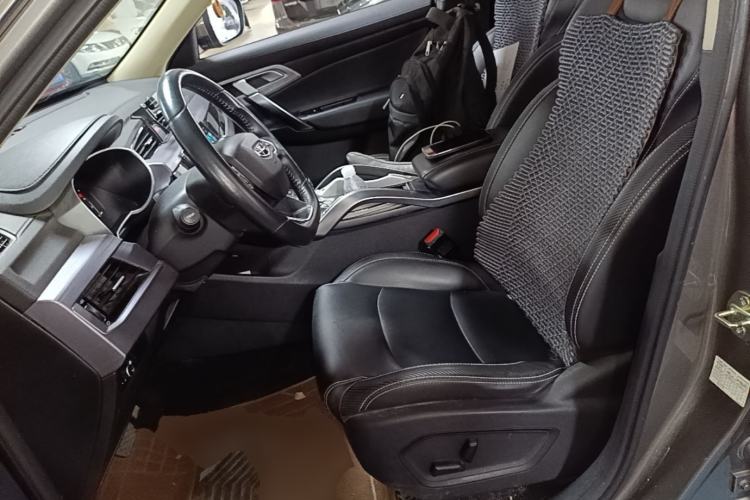 Used Geely Auto Emgrand X7 Sport 2021 Million Edition 1.8TD DCT Two-Wheel Drive Luxury Model Left Front Seat