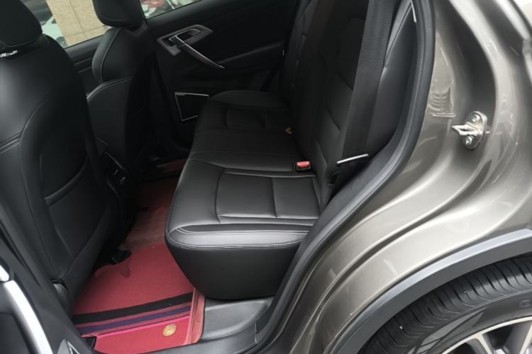 Used Geely Auto Emgrand X7 Sport 2021 Million Edition 1.8TD DCT Two-Wheel Drive Luxury Model Left Rear Seat