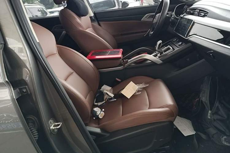 Used Geely Auto Emgrand X7 Sport 2021 1.8TD DCT Two-Wheel Drive Asian Games Edition Right Front Seat