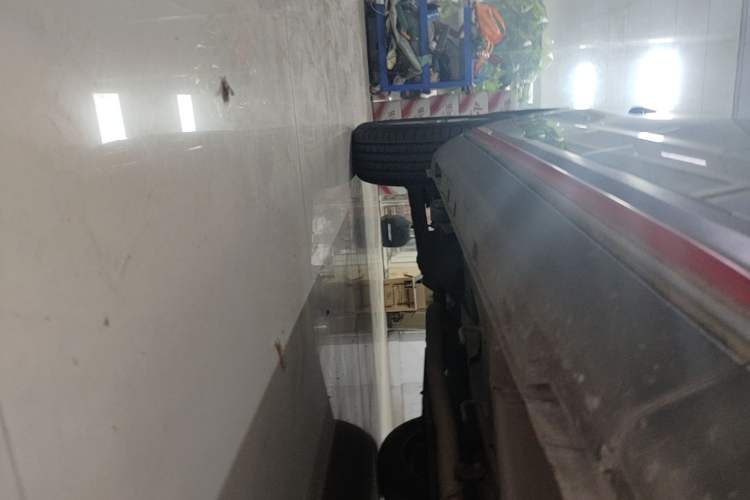 Used Geely Auto Emgrand X7 Sport 2021 1.8TD DCT Two-Wheel Drive Asian Games Edition Right Side Sill