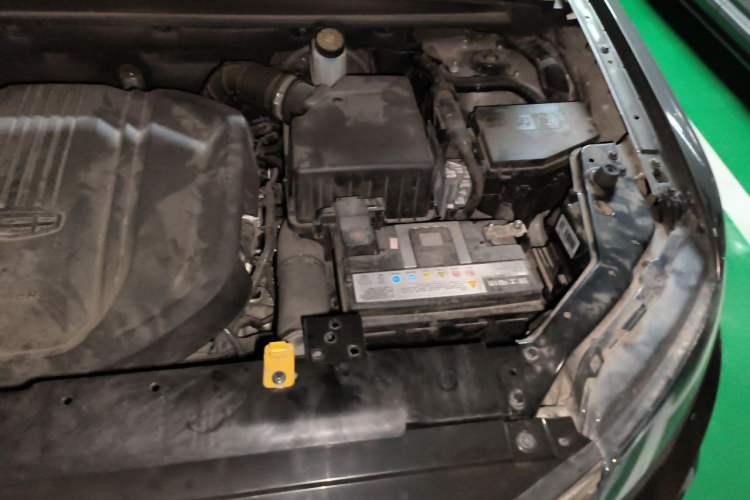 Used Geely Auto Emgrand X7 Sport 2021 Million Edition 1.8TD DCT Two-Wheel Drive Luxury Model Engine Bay Left