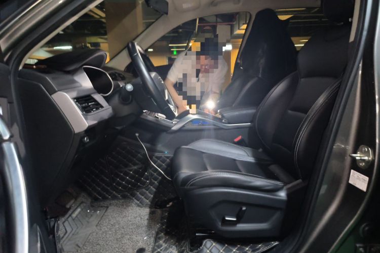 Used Geely Auto Emgrand X7 Sport 2021 Million Edition 1.8TD DCT Two-Wheel Drive Luxury Model Left Front Seat