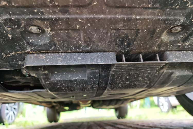 Used Geely Auto Emgrand X7 Sport 2021 1.8TD DCT Two-Wheel Drive Asian Games Edition Chassis Front