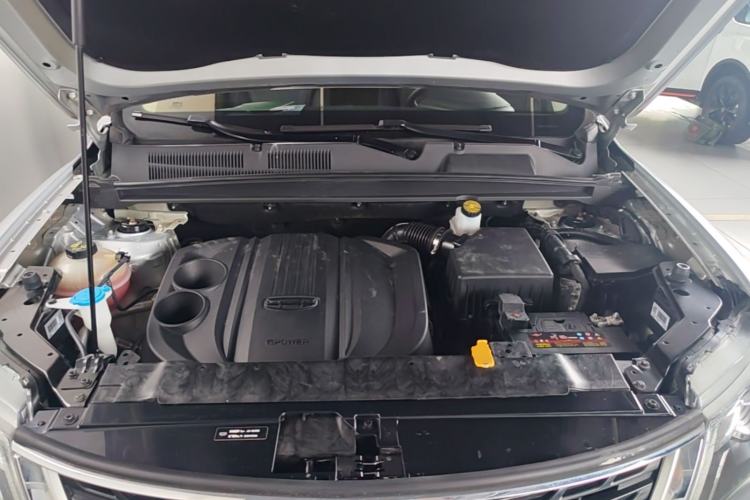 Used Geely Auto Emgrand X7 Sport 2021 Million Edition 1.8TD DCT Two-Wheel Drive Luxury Model Engine Bay