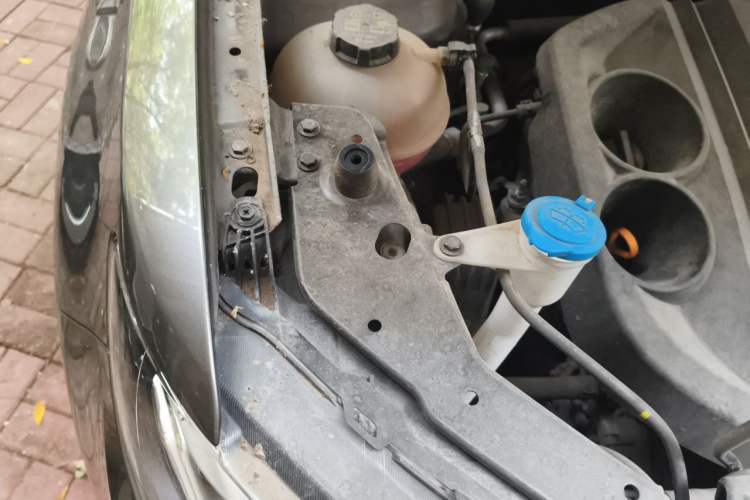 Used Geely Auto Emgrand X7 Sport 2021 1.8TD DCT Two-Wheel Drive Asian Games Edition Engine Bay Right