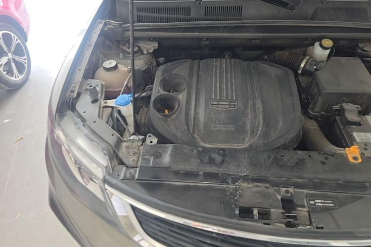 Used Geely Auto Emgrand X7 Sport 2021 Million Edition 1.8TD DCT Two-Wheel Drive Comfort Model Engine Bay Right