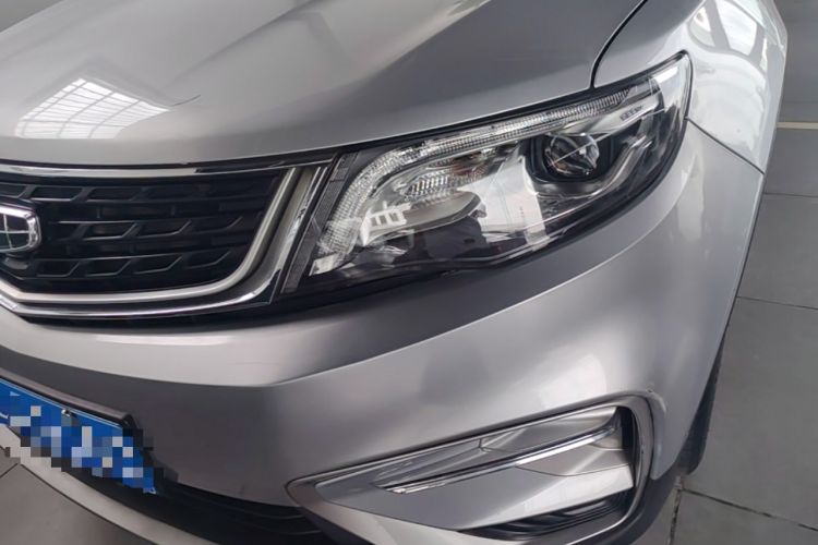 Used Geely Auto Emgrand X7 Sport 2021 Million Edition 1.8TD DCT Two-Wheel Drive Luxury Model Left Front Headlight