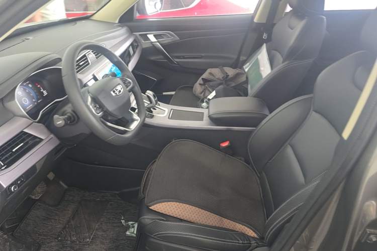 Used Geely Auto Emgrand X7 Sport 2021 Million Edition 1.8TD DCT Two-Wheel Drive Comfort Model Left Front Seat