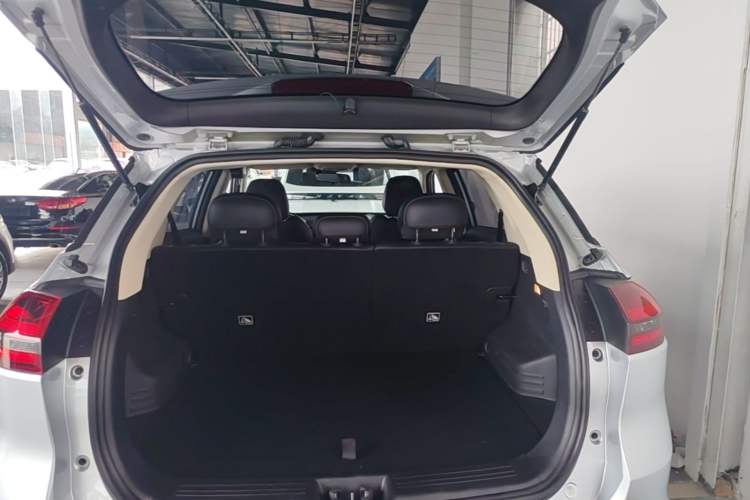 Used Geely Auto Emgrand X7 Sport 2021 Million Edition 1.8TD DCT Two-Wheel Drive Luxury Model Trunk