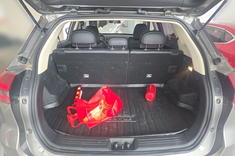 Used Geely Auto Emgrand X7 Sport 2021 Million Edition 1.8TD DCT Two-Wheel Drive Comfort Model Trunk