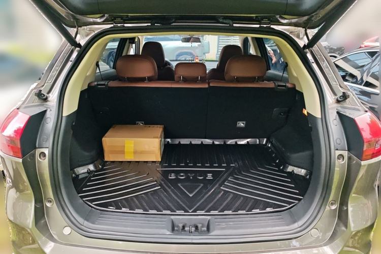 Used Geely Auto Emgrand X7 Sport 2021 1.8TD DCT Two-Wheel Drive Asian Games Edition Trunk