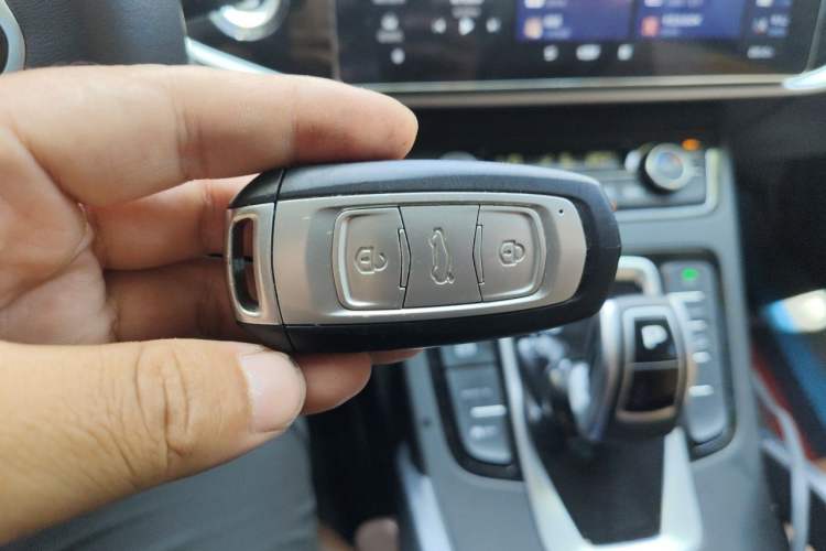 Used Geely Auto Emgrand X7 Sport 2021 1.8TD DCT Two-Wheel Drive Asian Games Edition Vehicle Key