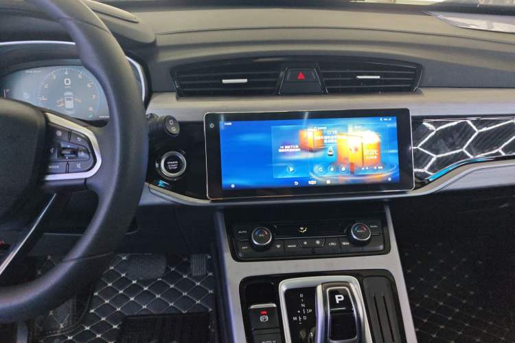 Used Geely Auto Emgrand X7 Sport 2021 Million Edition 1.8TD DCT Two-Wheel Drive Comfort Model Audio And AC Panel