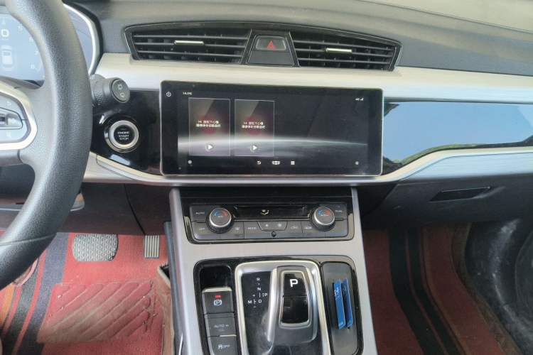 Used Geely Auto Emgrand X7 Sport 2021 1.8TD DCT Two-Wheel Drive Asian Games Comfort Edition Audio And AC Panel