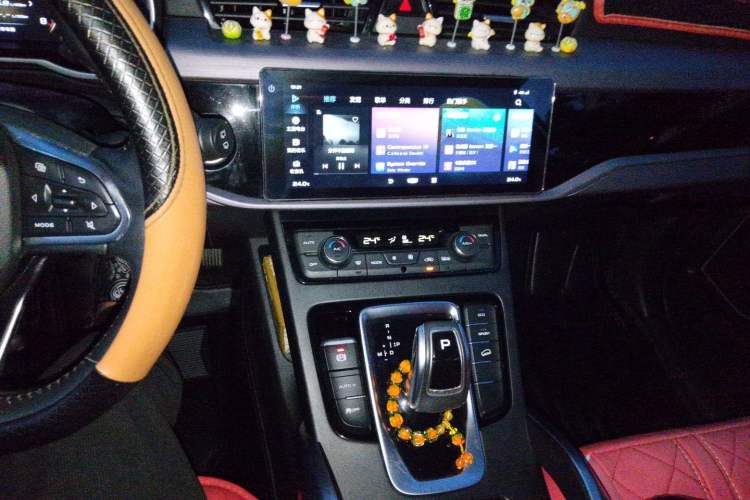 Used Geely Auto Emgrand X7 Sport 2021 1.8TD DCT Two-Wheel Drive Asian Games Edition Audio And AC Panel