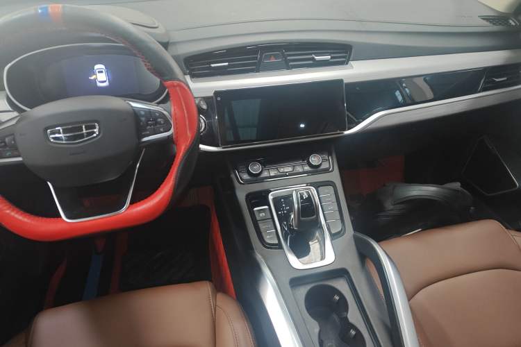 Used Geely Auto Emgrand X7 Sport 2021 1.8TD DCT Two-Wheel Drive Asian Games Edition Audio And AC Panel