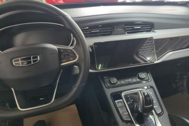 Used Geely Auto Emgrand X7 Sport 2021 1.8TD DCT Two-Wheel Drive Asian Games Edition Center Console